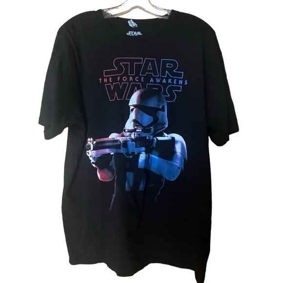 Star Wars‎ The Force Awakens Storm Trooper Black Graphic Tee Size XL - Picture 1 of 7